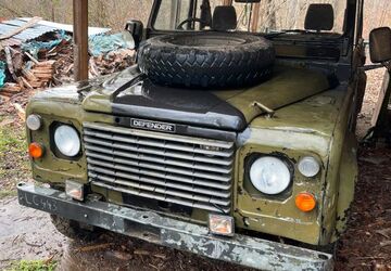 Land Rover Defender 129.500 km 9.000 &euro; Radeberg 01454