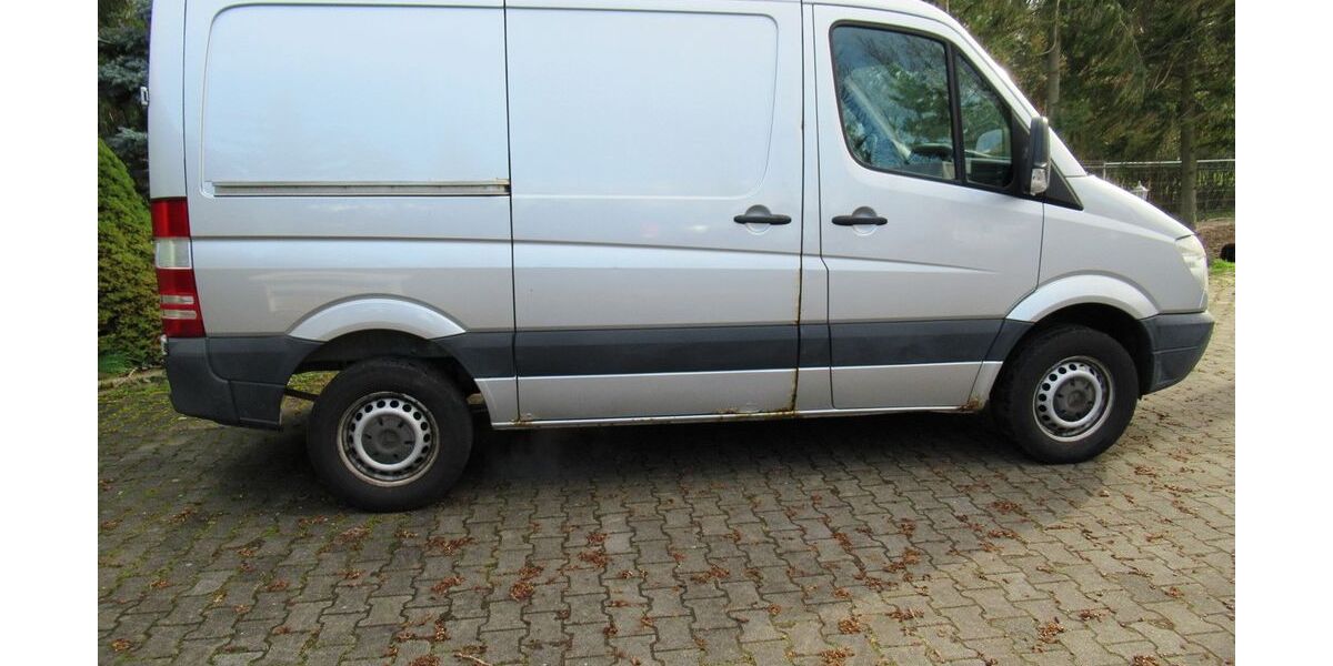 Mercedes-Benz Sprinter 146.000 km 6.980 &euro; Gröbern bei Meissen 01689
