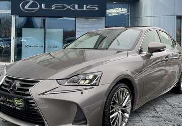 Lexus IS 300 33.250 km 35.990 &euro; Dresden-Radebeul 01139
