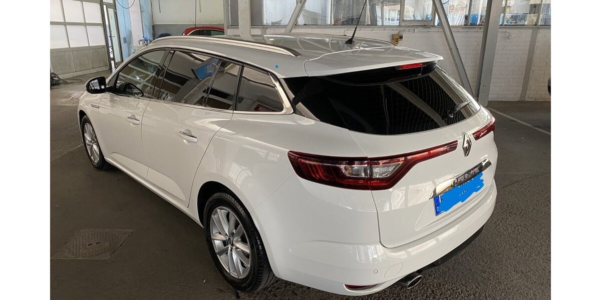 Renault Megane IV Grandtour 89.000 km 13.800 &euro; Dresden 01067