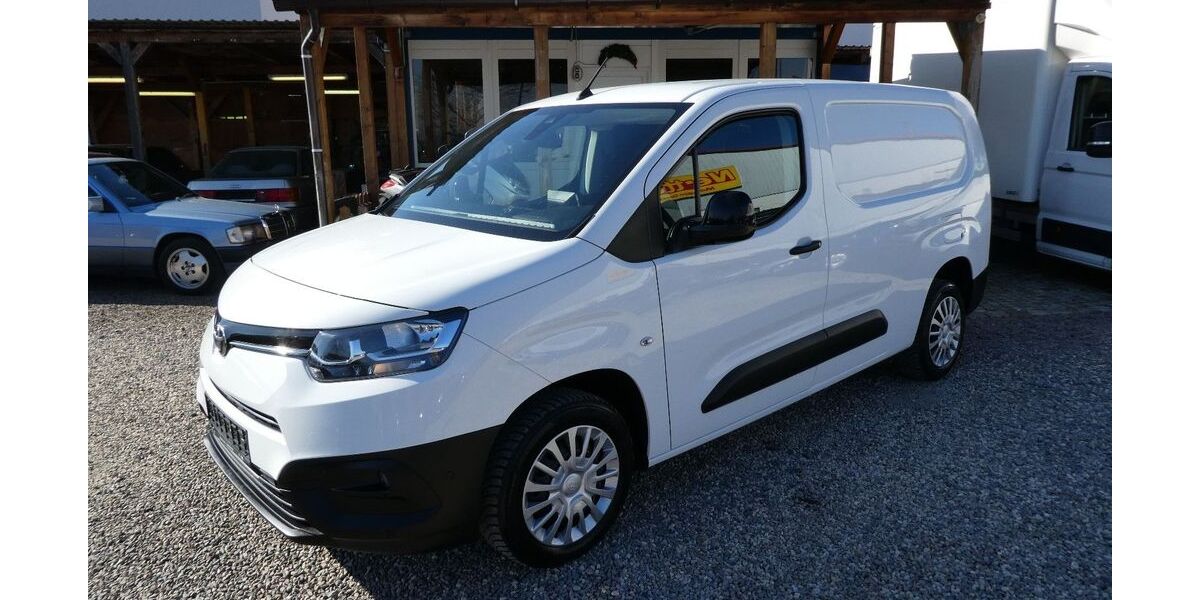 Toyota Proace (Verso) 188.360 km 11.700 &euro; Dresden 01219