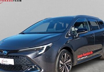 Toyota Corolla 9.000 km 31.340 &euro; Pirna 01796