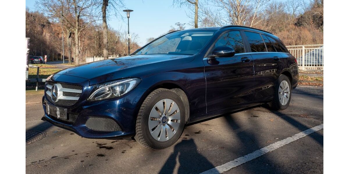 Mercedes-Benz C 220 170.000 km 14.490 &euro; Dresden 01159