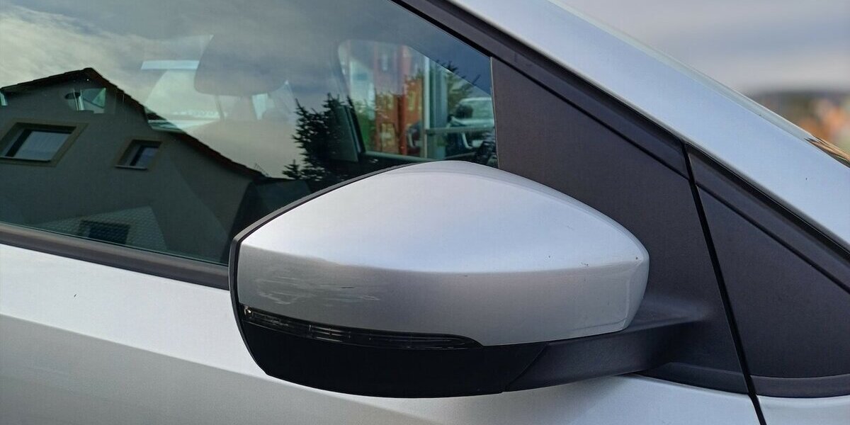 VW Polo Trendline 98.850 km 5.995 &euro; Meißen 01662