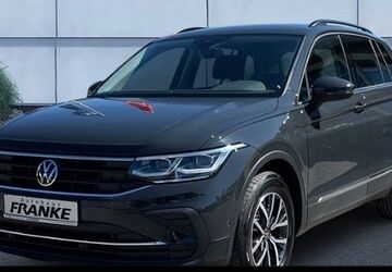 VW Tiguan 72.715 km 23.989 &euro; Radeberg 01454