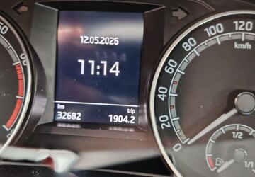Skoda Fabia 32.500 km 13.000 &euro; Dresden 01307