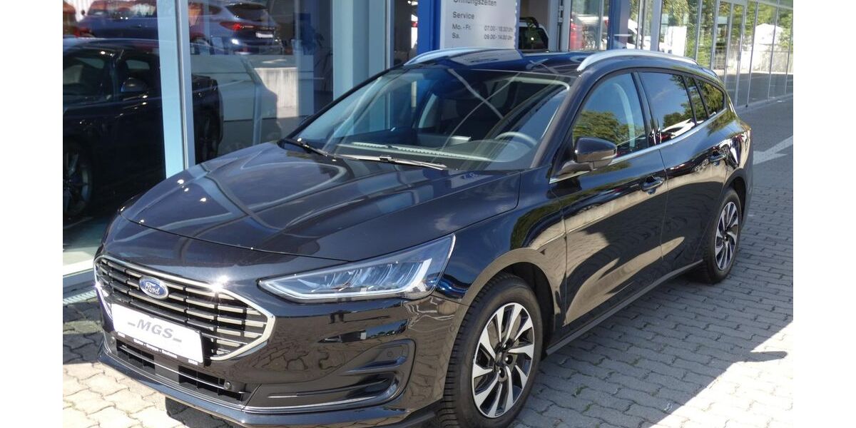 Ford Focus 5.000 km 25.990 &euro; Radebeul 01445