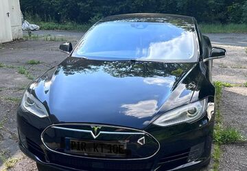 Tesla Model S 190.000 km 20.000 &euro; Heidenau 01809