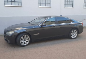 BMW 740 169.000 km 8.999 &euro; Dresden 01259