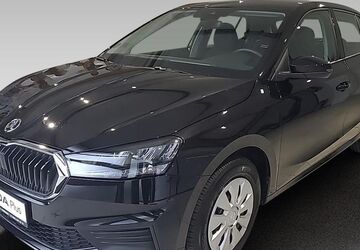 Skoda Fabia 20.181 km 15.890 &euro; Dresden 01067
