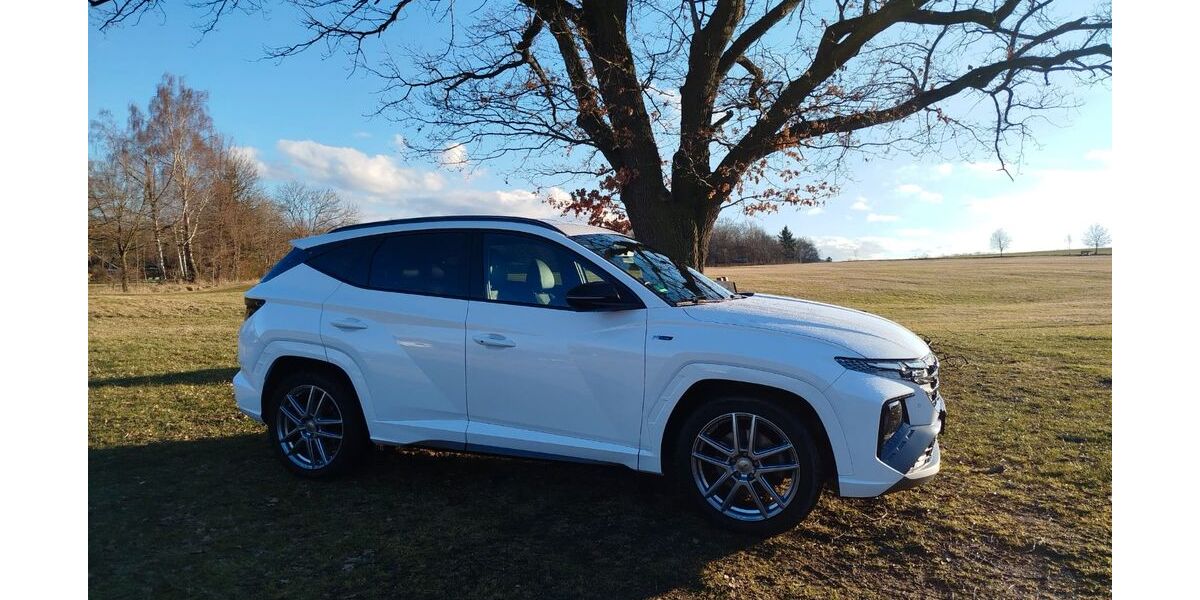 Hyundai TUCSON 26.900 km 26.400 &euro; Dippoldiswalde 01744