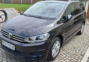 VW Touran 3.278 km 31.400 &euro; Dresden 01237