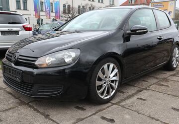 VW Golf 148.000 km 2.888 &euro; Dresden 01237