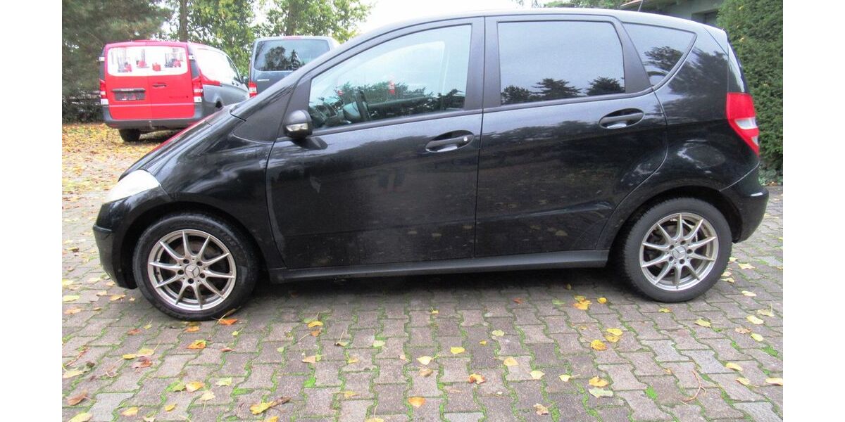 Mercedes-Benz A 160 320.000 km 2.280 &euro; Gröbern bei Meissen 01689