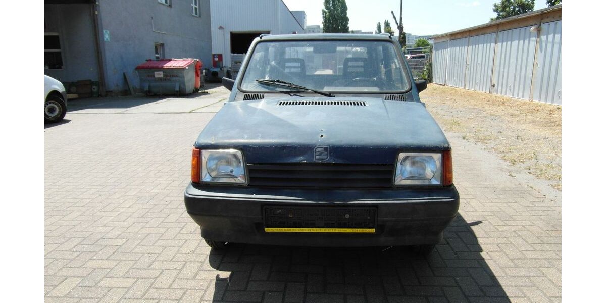 Seat Marbella 68.213 km 900 &euro; Dresden 01237