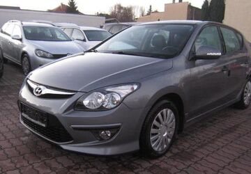 Hyundai i30 52.705 km 6.599 &euro; Dresden 01219