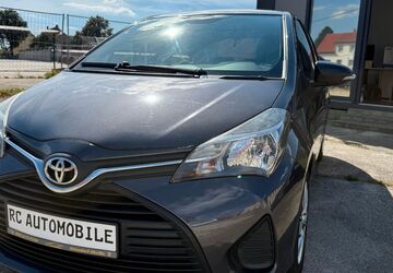 Toyota Yaris 62.000 km 8.900 &euro; Ottendorf- Okrilla 01458
