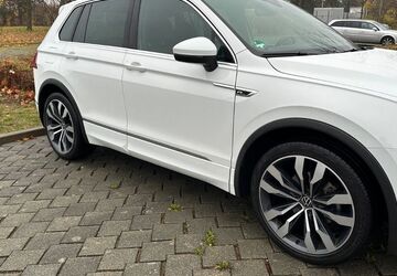 VW Tiguan 63.400 km 33.990 &euro; Dohna 01809