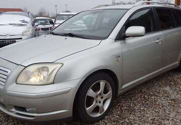 Toyota Avensis 536.000 km 850 &euro; Dresden 01219