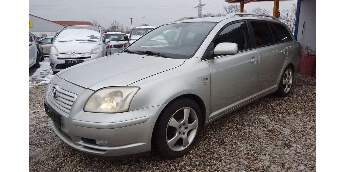 Toyota Avensis 536.000 km 850 &euro; Dresden 01219