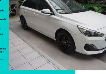 Hyundai i30 106.658 km 12.290 &euro; Dresden 01257