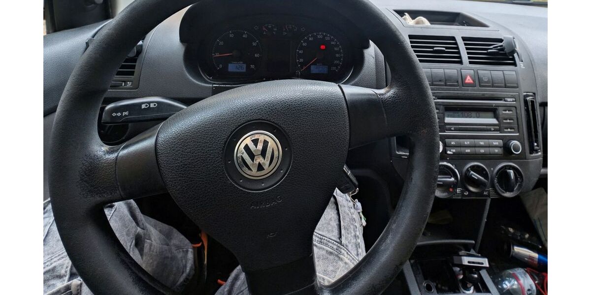 VW Polo 140.000 km 5.350 &euro; Dresden 01139