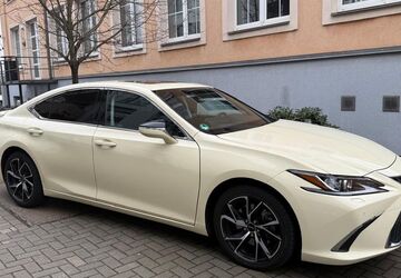 Lexus ES 300 65.000 km 44.900 &euro; Dresden 01159