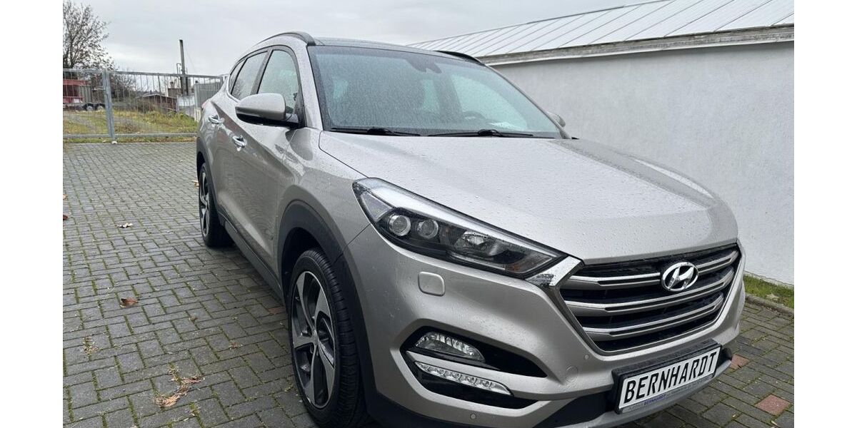 Hyundai TUCSON 115.500 km 15.990 &euro; Dresden 01156