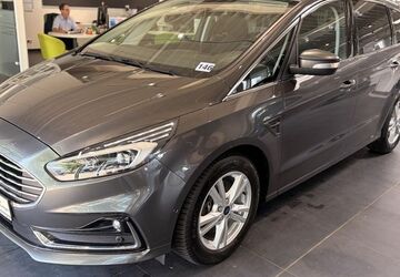 Ford S-Max 84.236 km 21.690 &euro; Dresden 01139