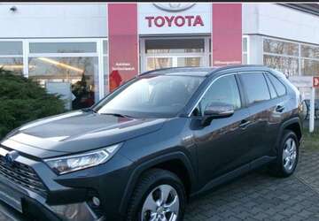 Toyota RAV 4 51.000 km 26.690 &euro; Dresden 01259