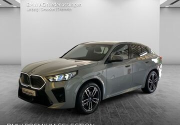 BMW iX2 10.212 km 52.706 &euro; Dresden 01219