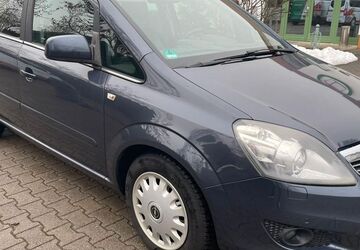 Opel Zafira 213.000 km 2.499 &euro; Dresden 01239