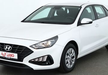 Hyundai i30 69.498 km 12.990 &euro; Dresden 01069
