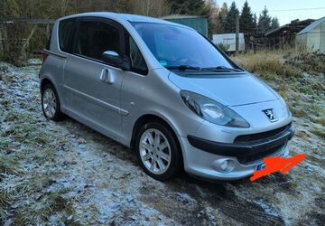 Peugeot 1007 99.300 km 2.550 &euro; Meißen 01662