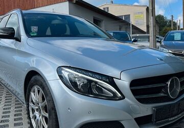 Mercedes-Benz C 220 186.000 km 12.900 &euro; Bannewitz 01728
