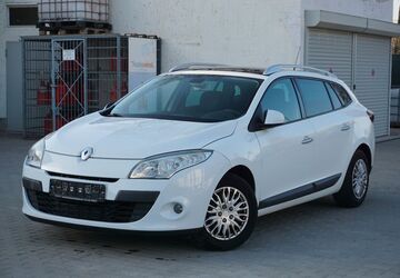 Renault Megane 156.300 km 2.999 &euro; Dresden 01067