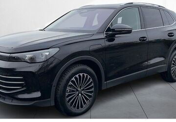 VW Tiguan 3.991 km 52.650 &euro; Dresden 01067