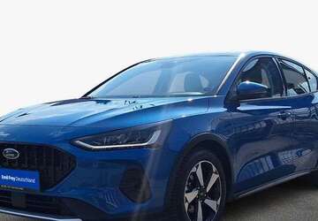 Ford Focus 14.781 km 25.440 &euro; Dresden 01159