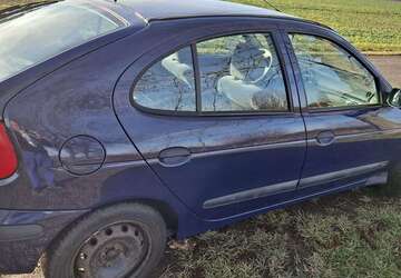 Renault Megane 137.000 km 999 &euro; Klingenberg 01774