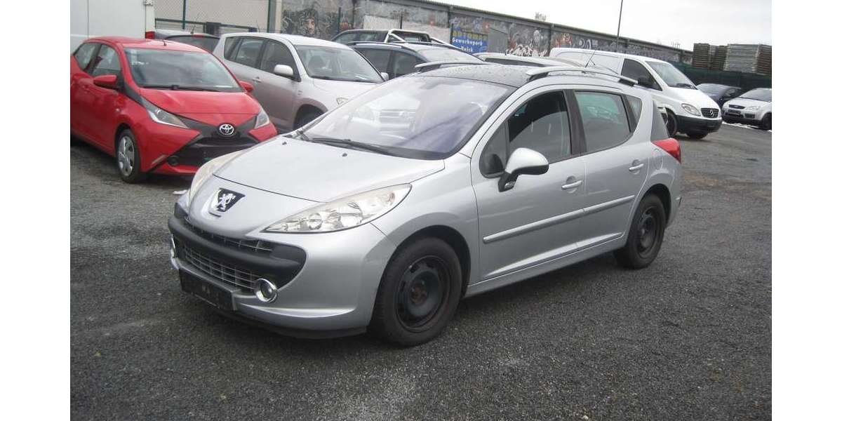 Peugeot 207 169.000 km 800 &euro; Dresden 01237