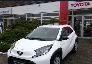 Toyota Aygo (X) 10.000 km 14.590 &euro; Dresden 01259