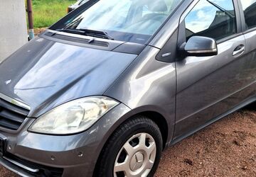 Mercedes-Benz A 160 220.000 km 2.870 &euro; Radebeul 01445