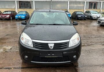 Dacia Sandero 159.704 km 2.700 &euro; Dresden 01159