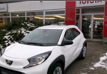 Toyota Aygo (X) 12.000 km 14.590 &euro; Dresden 01259