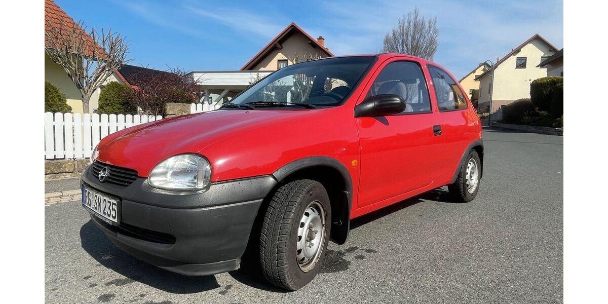 Opel Corsa 26.989 km 3.950 &euro; Pirna 01796