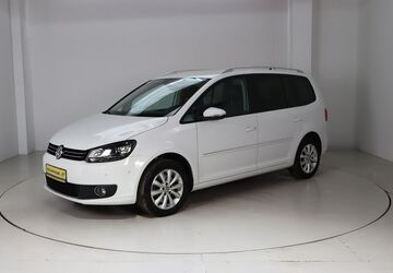 VW Touran 118.991 km 15.890 &euro; Dresden 01237