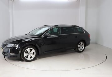 Skoda Superb 156.358 km 15.790 &euro; Dresden 01237