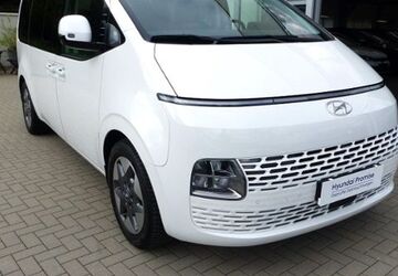 Hyundai STARIA 27.201 km 38.980 &euro; Dippoldiswalde 01744