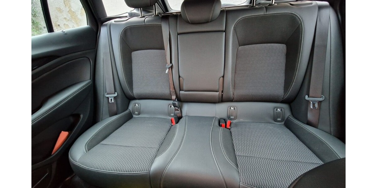 Opel Insignia B ST 59.990 km 16.950 &euro; RADEBERG 01454