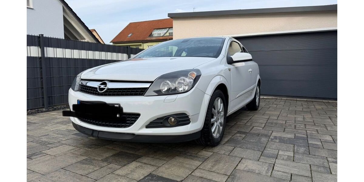 Opel Astra 160.517 km 2.999 &euro; Dresden 01097